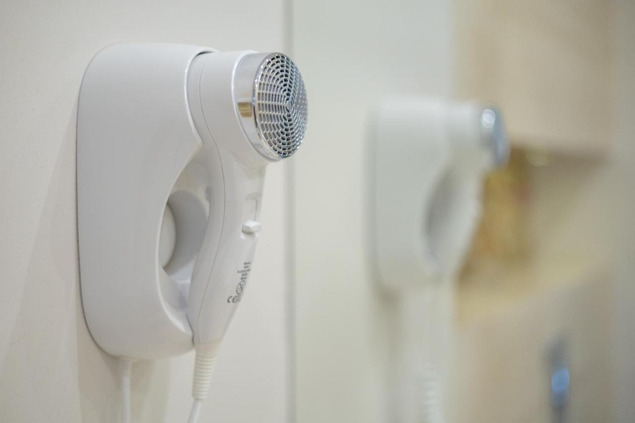 Grzybowska Platinum Apartment Tower A ワルシャワ エクステリア 写真